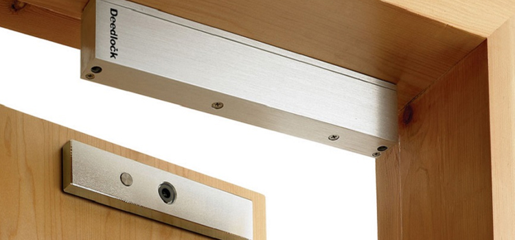 Magnetic lock installation Bell